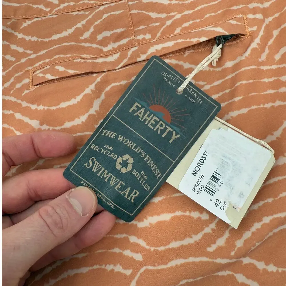 NWT FAHERTY Classic 7